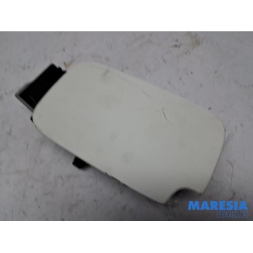 Peugeot - Partner - Tank cap cover