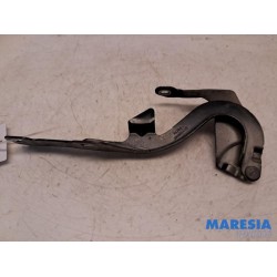 Peugeot - 308 - Motorhaube Scharnier