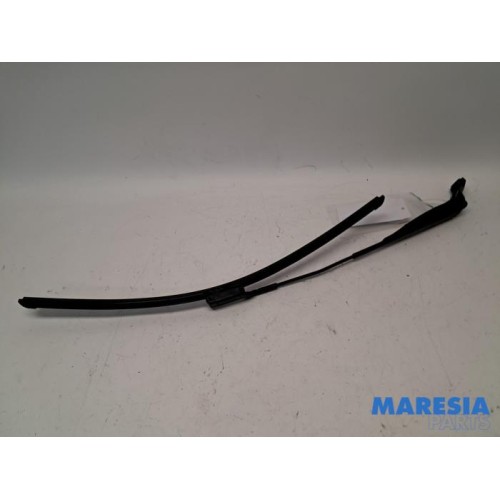 Fiat - 500 - Front wiper arm