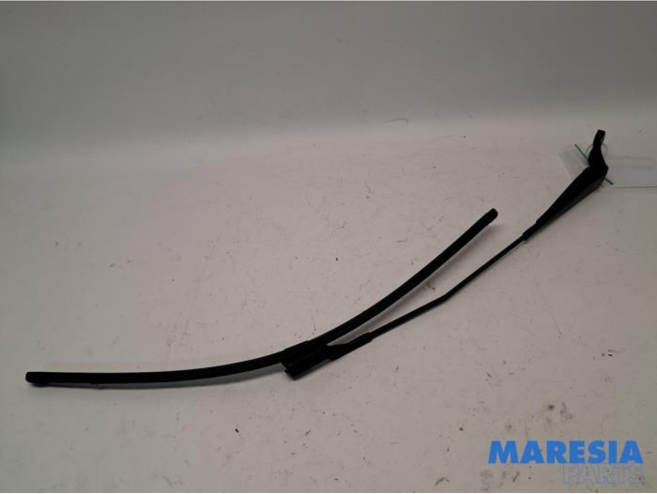 Peugeot - Partner - Front wiper arm