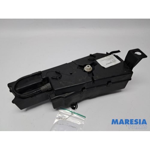 Peugeot - Partner - Additive tank