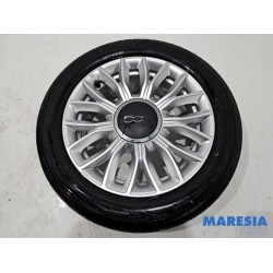 Fiat - 500 - Sportvelgenset + banden