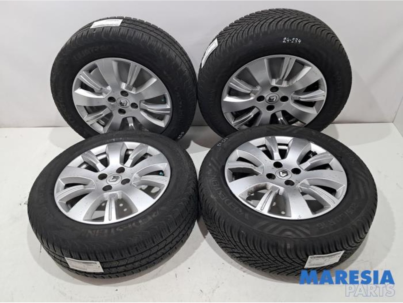 Renault - Captur - Sportvelgenset + banden
