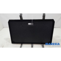 Renault - Captur - Floor panel load area