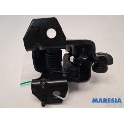 Peugeot - Partner - Sliding door rail, right