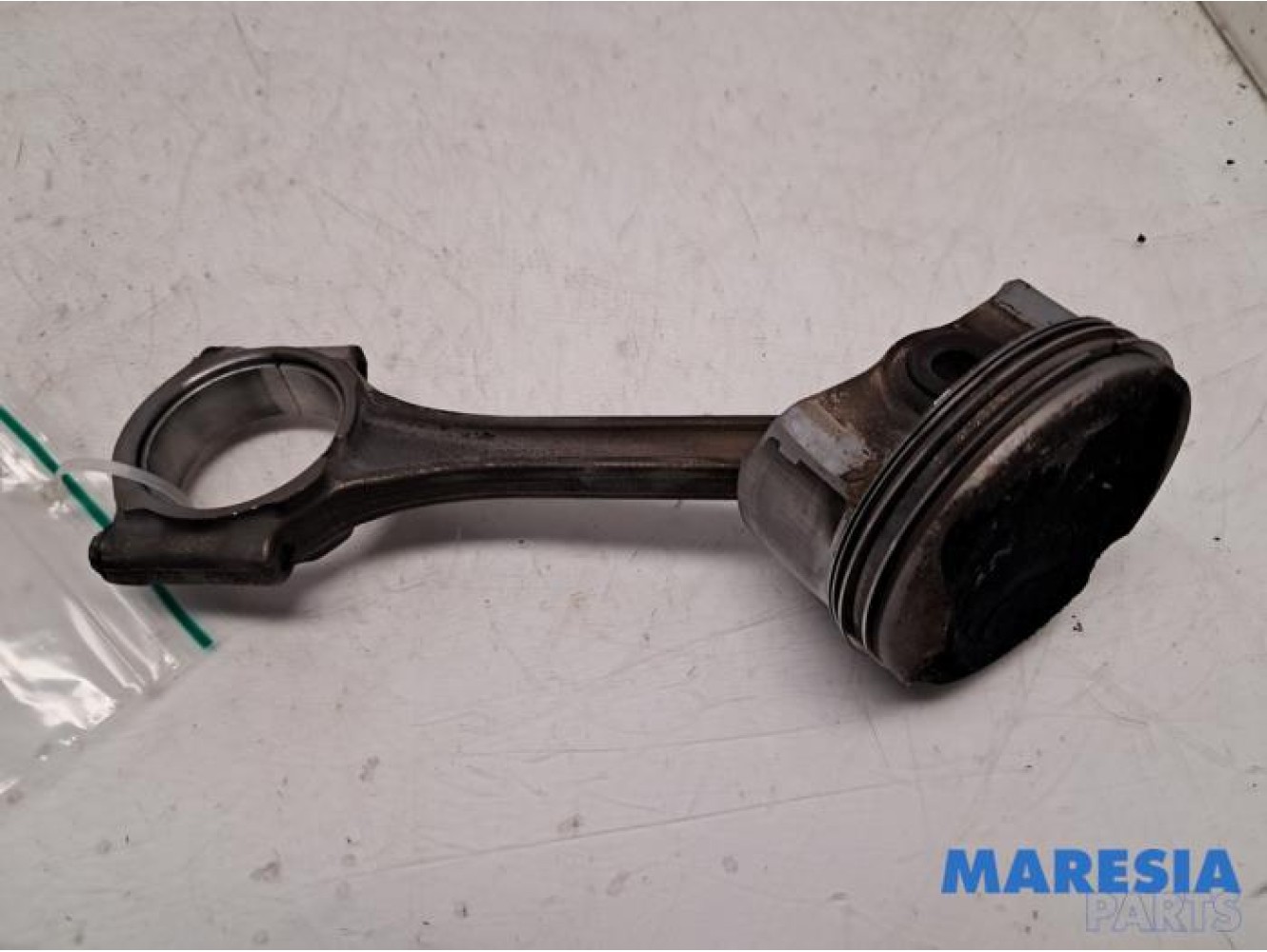 Citroen - C4 Cactus - Connecting rod