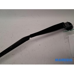 Citroen - C4 Grand Picasso - Front wiper arm