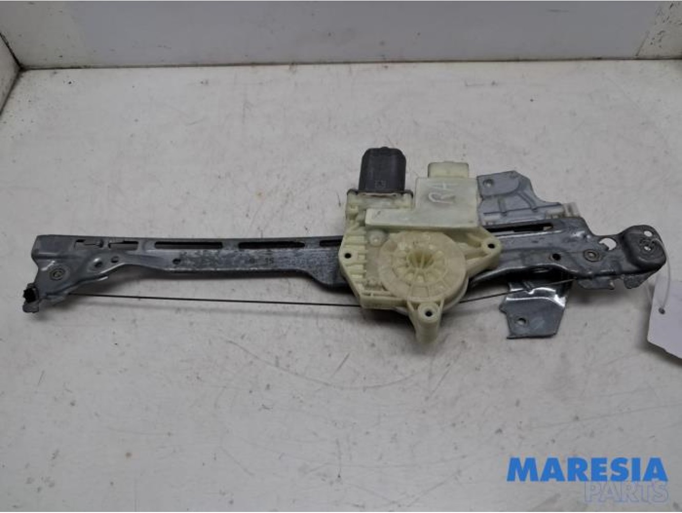 Peugeot - 308 - Rear door window mechanism 4-door, right