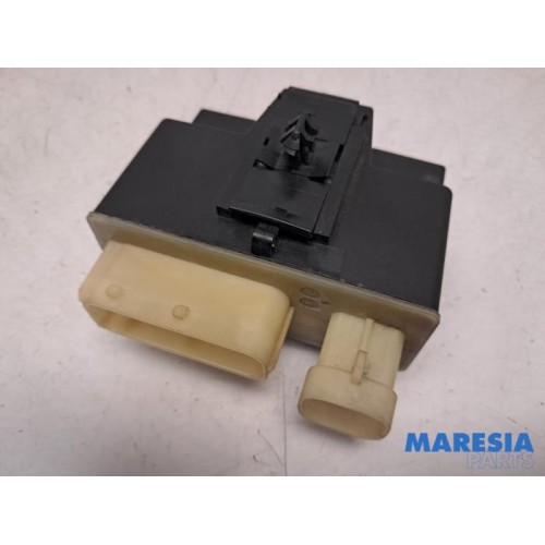 Peugeot - 308 - Glow plug relay