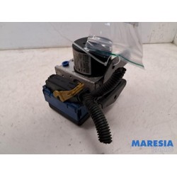 Renault - Twingo - ABS pump