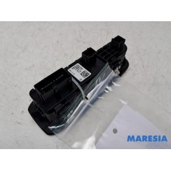 Peugeot - 308 - Multi-functional window switch