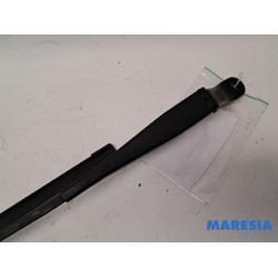 Renault - Twingo - Front wiper arm