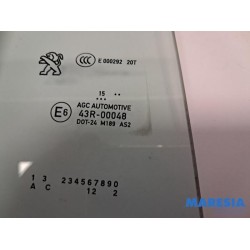 Peugeot - 308 - Portierruit 4Deurs rechts-achter