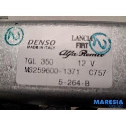 Fiat - 500 - Rear wiper motor