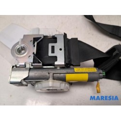 Fiat - 500 - Front seatbelt, right