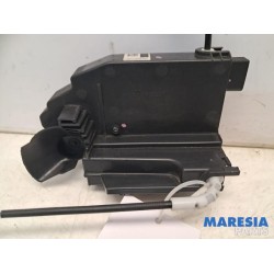 Peugeot - 308 - Front door lock mechanism 4-door, right