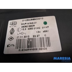Renault - Clio - Scheinwerfer links