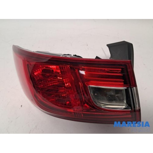 Renault - Clio - Taillight, left