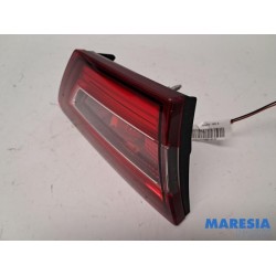 Renault - Clio - Taillight, left