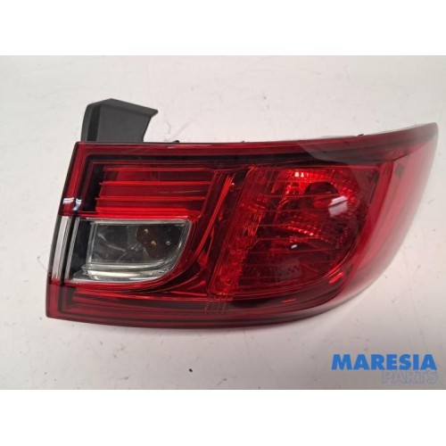 Renault - Clio - Taillight, right