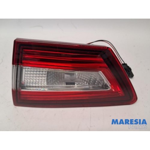 Renault - Clio - Taillight, right