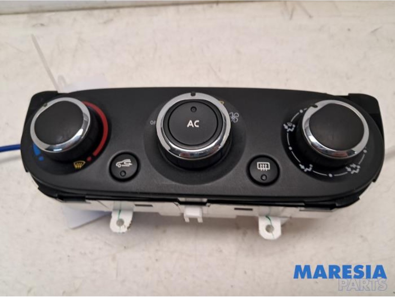 Renault - Clio - Panneau de commandes chauffage