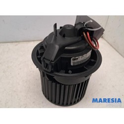 Renault - Clio - Heating and ventilation fan motor