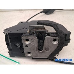 Renault - Clio - Front door lock mechanism 4-door, right