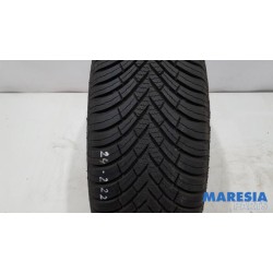 Citroen - C4 - Tyre