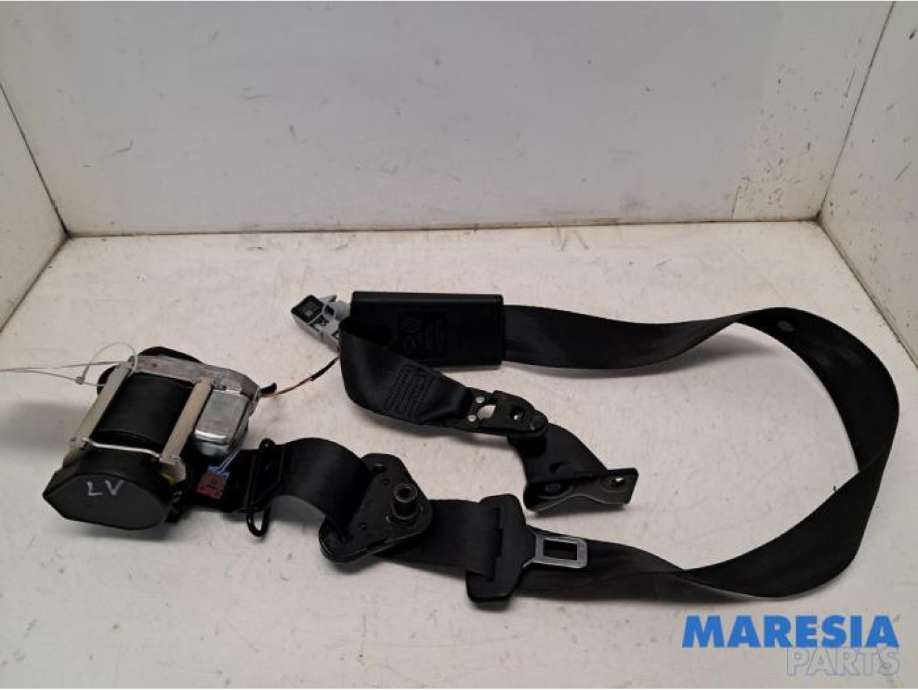 Renault - Clio - Front seatbelt, left