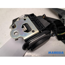 Renault - Clio - Front seatbelt, right