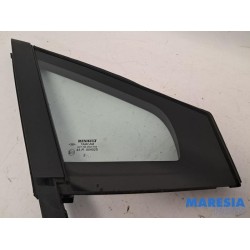 Renault - Clio - Quarter light, front right
