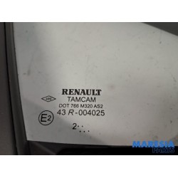 Renault - Clio - Quarter light, front right