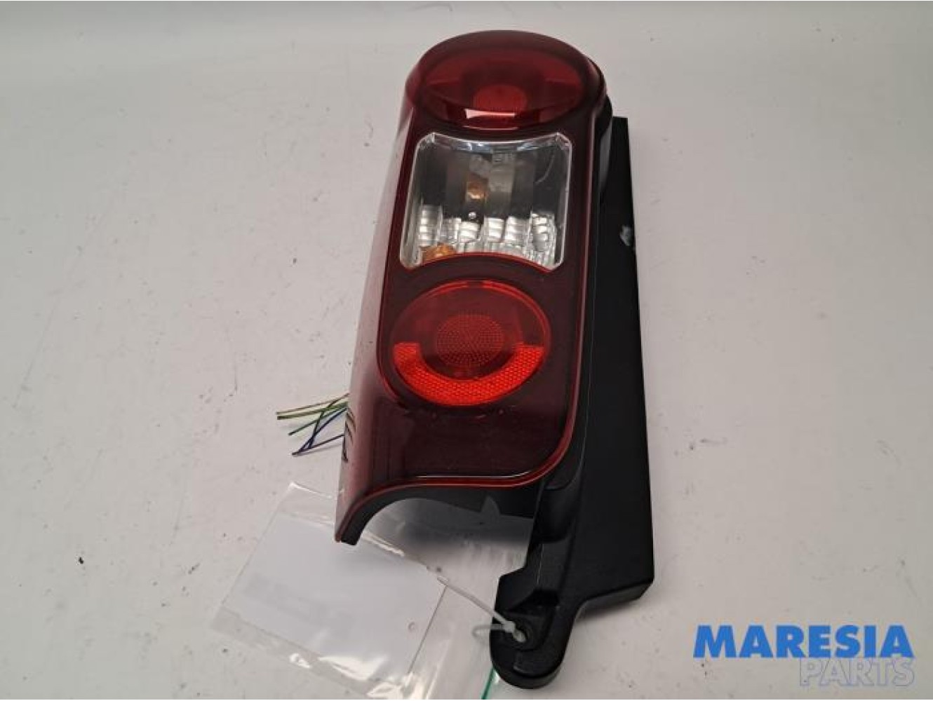 Peugeot - Partner - Taillight, right