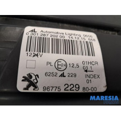 Peugeot - 308 - Phare droit