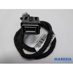 Peugeot - 308 - Prise USB