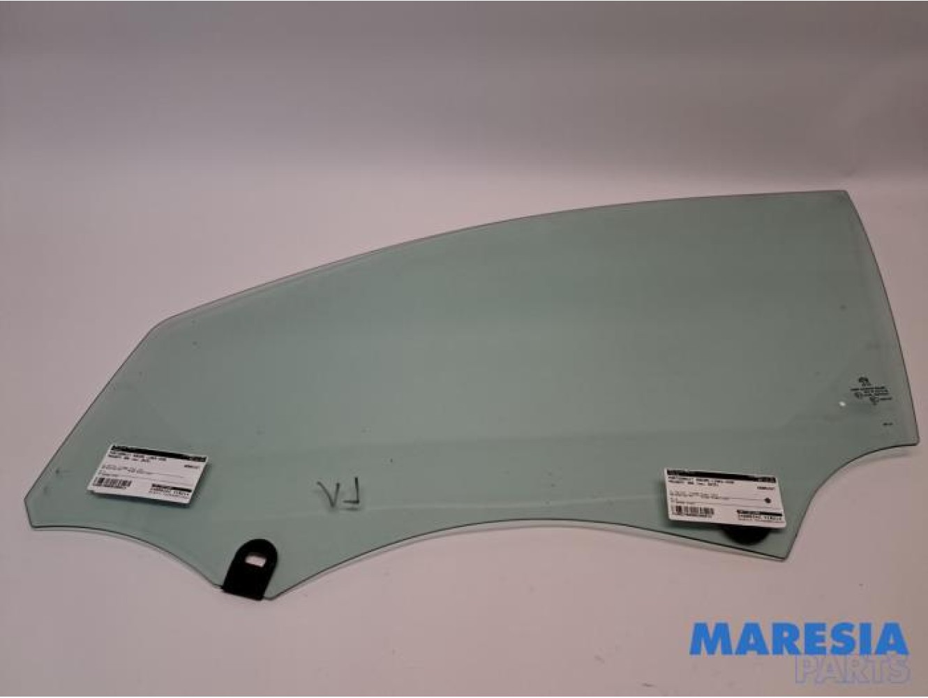 Peugeot - 308 - Vitre portière 4portes avant gauche