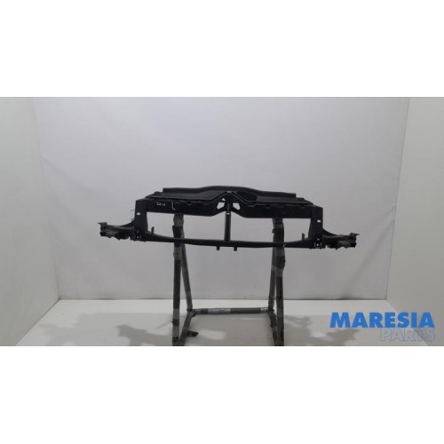 Citroen - C4 - Front part support