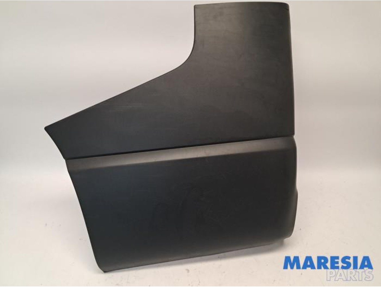Opel - Vivaro - Rear bumper component, left