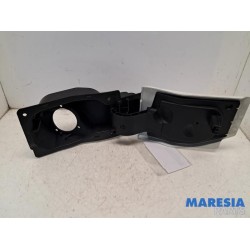 Opel - Vivaro - Tank Klep