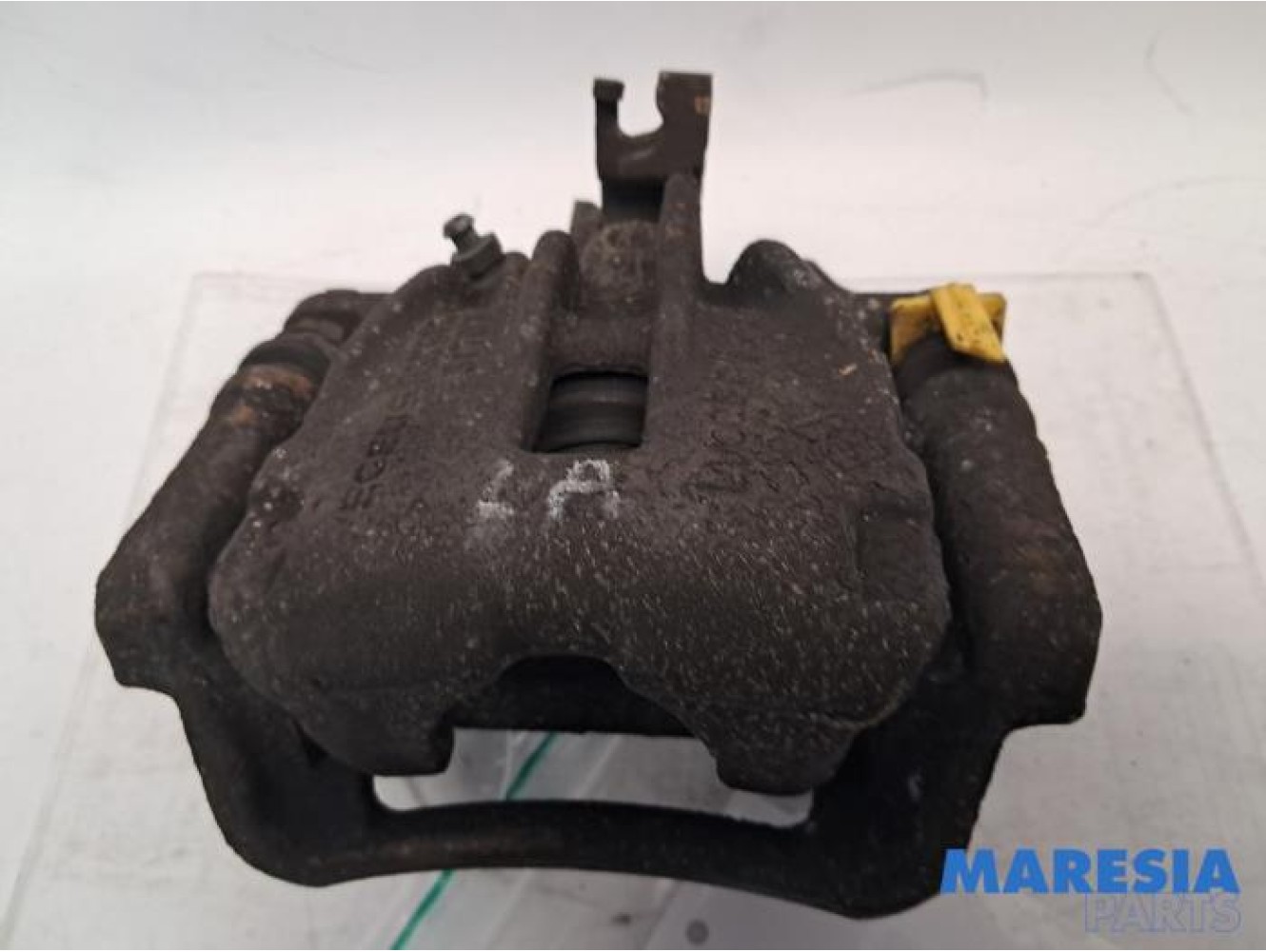 Opel - Vivaro - Rear brake calliper, left