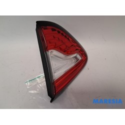 Renault - Captur - Taillight, right