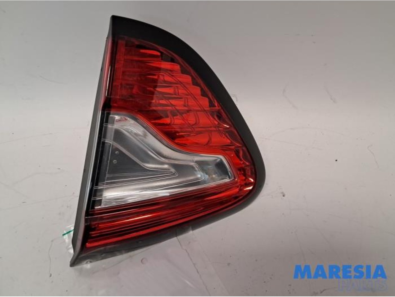 Renault - Captur - Taillight, right