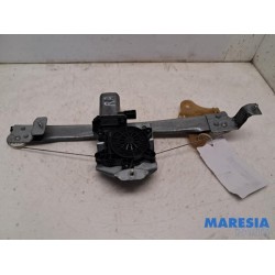 Renault - Captur - Rear door window mechanism 4-door, right