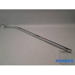 Opel - Vivaro - Sliding door rail, right