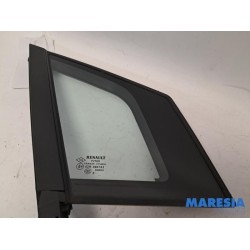 Renault - Captur - Quarter light, front right