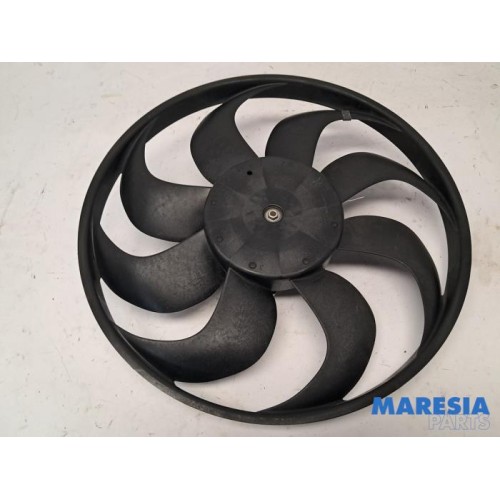 Renault - Captur - Fan motor