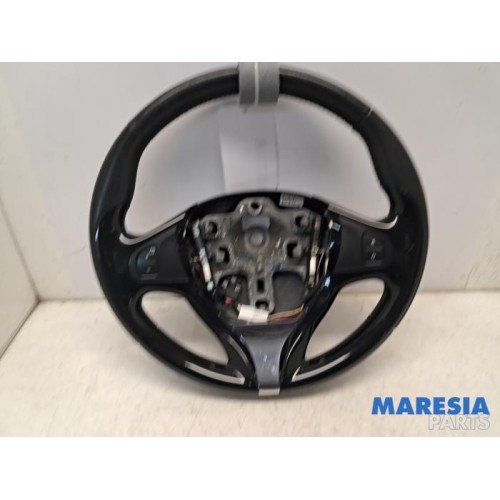Renault - Captur - Steering wheel