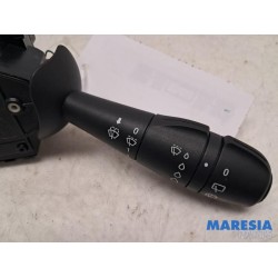 Renault - Captur - Indicator switch