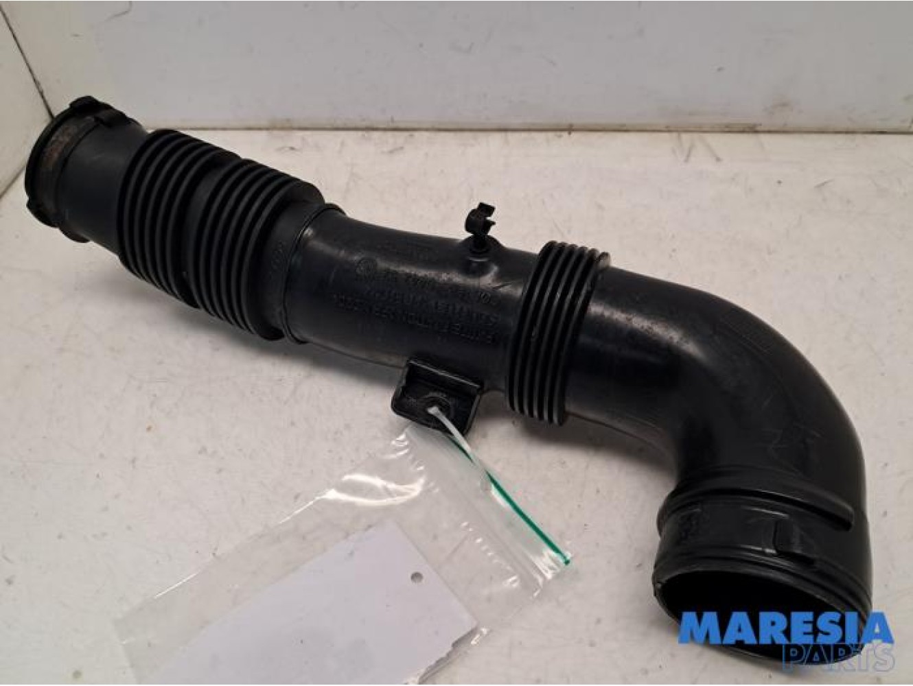 Citroen - C4 - Air intake hose